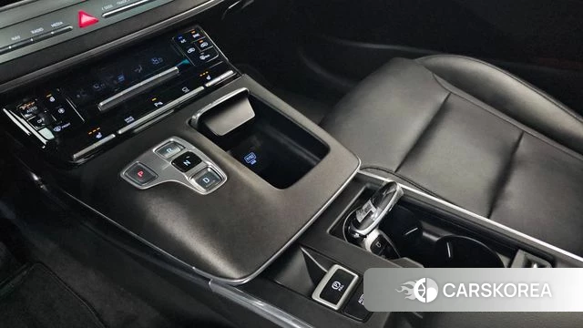 Hyundai The New Grandeur IG id 4323051 из Кореи 33