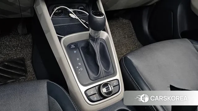 Hyundai Venue id 3106812 из Кореи 19