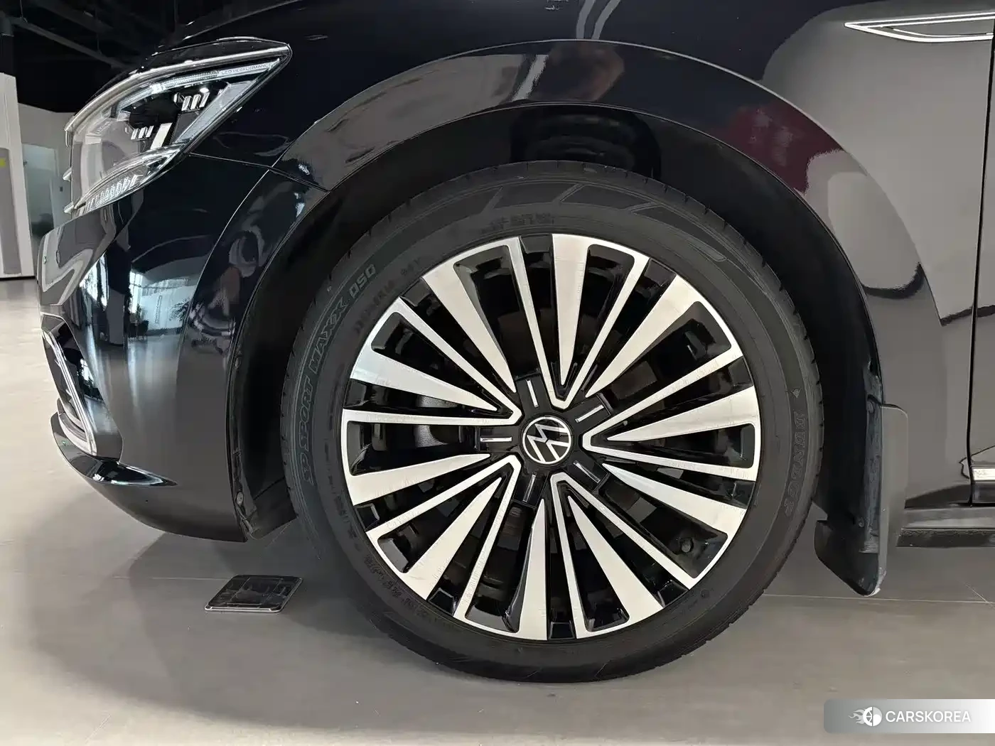 Volkswagen Passat id 4538619 из Китая 19