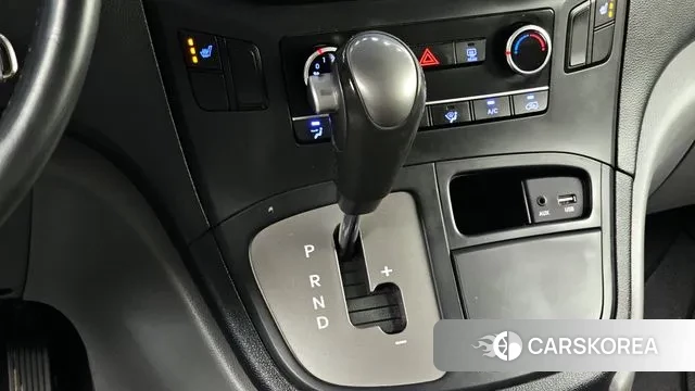 Hyundai The New Grand Starex id 3176757 из Кореи 19