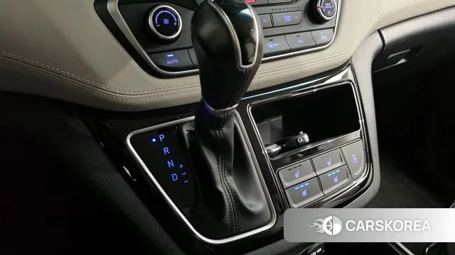 Hyundai The New Grand Starex id 3489537 из Кореи 19