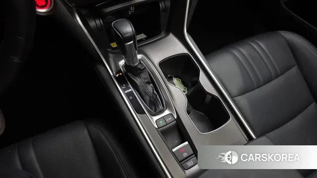 Honda Accord 10th Generation id 3640935 из Кореи 19