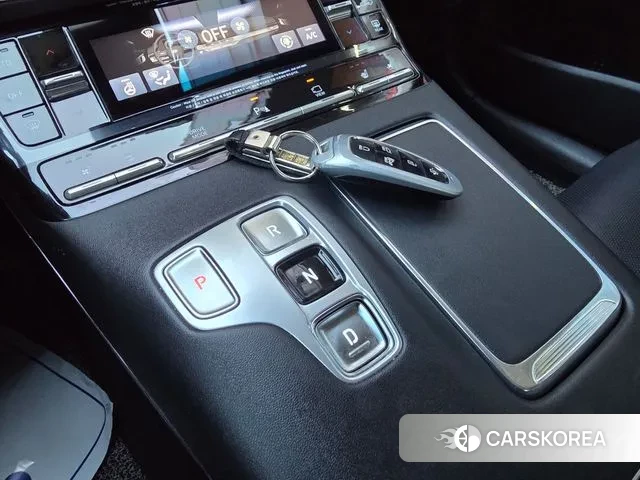 Hyundai The New Grandeur IG id 3671147 из Кореи 19