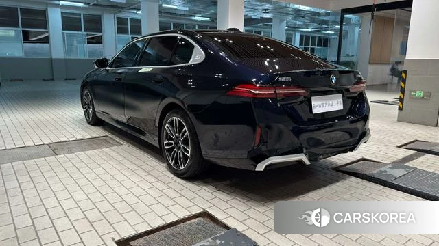 BMW 5 series id 4335729 из Китая 21