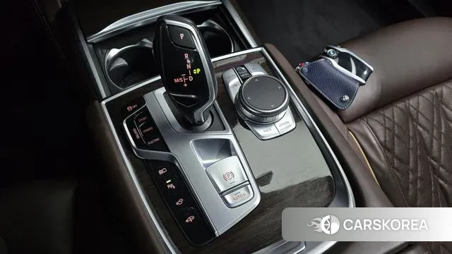 BMW 7 Series (G11) id 3592176 из Кореи 19