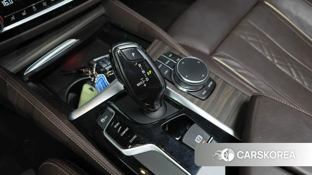 BMW 5 Series (G30) id 4232965 из Кореи 19