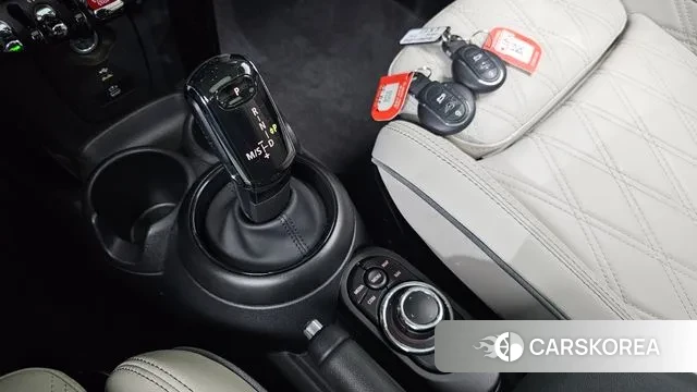 Mini Cooper S id 3763556 из Кореи 19