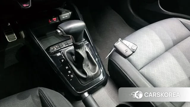 Kia Stonic id 3039595 из Кореи 19