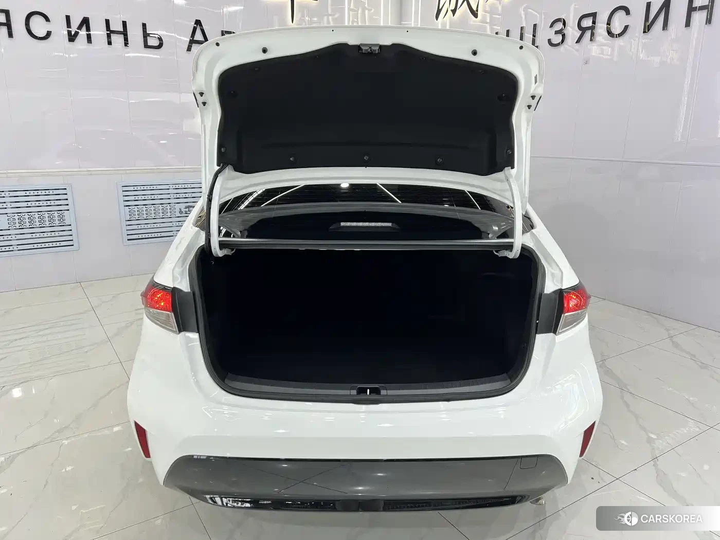 Toyota Levin id 4576633 из Китая 20