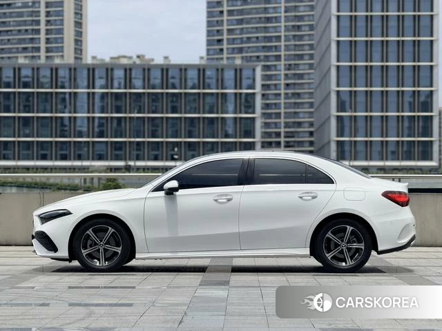 Mercedes-Benz Class A id 4380514 из Китая 17