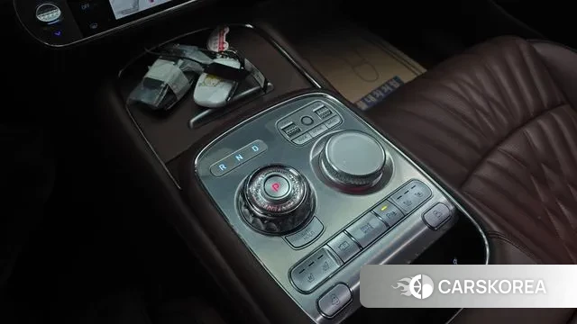 Genesis G90 (RS4) id 3550837 из Кореи 19