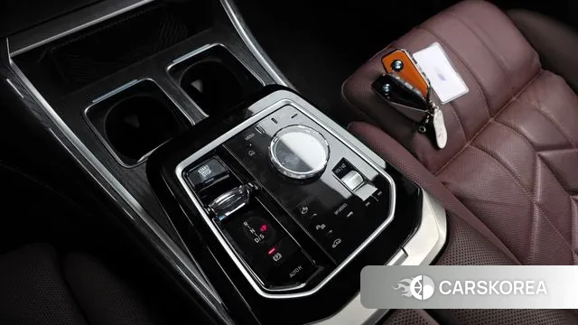 BMW 7 Series (G70) id 3599606 из Кореи 19