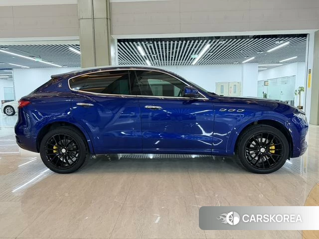 Maserati Levante id 3889898 из Китая 12