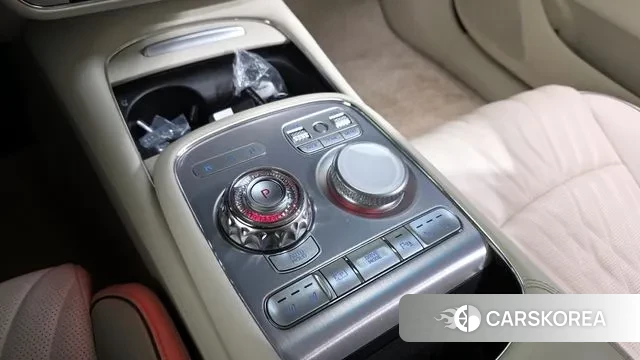 Genesis G90 (RS4) id 3191722 из Кореи 19