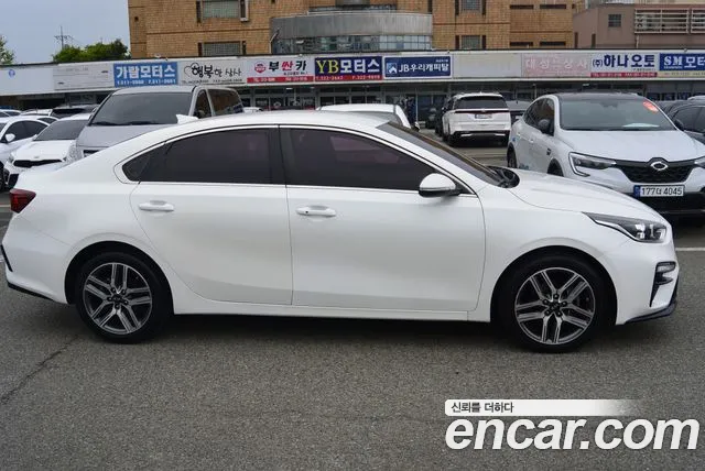 Kia Come New K3 id 2693161 из Кореи 16