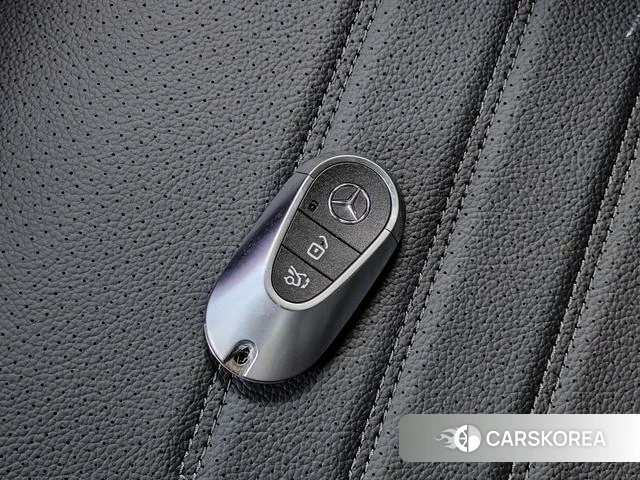 Mercedes-Benz Class C id 4264538 из Китая 19