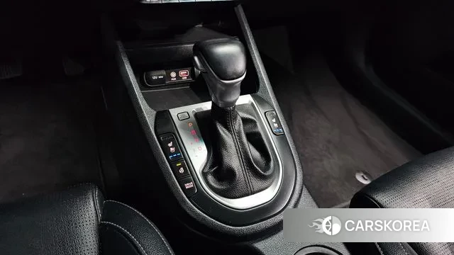 Kia Come New K3 id 3350345 из Кореи 19