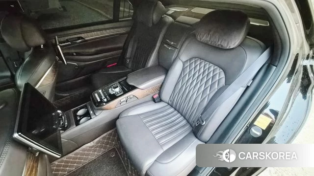 Genesis G90 id 3853498 из Кореи 13