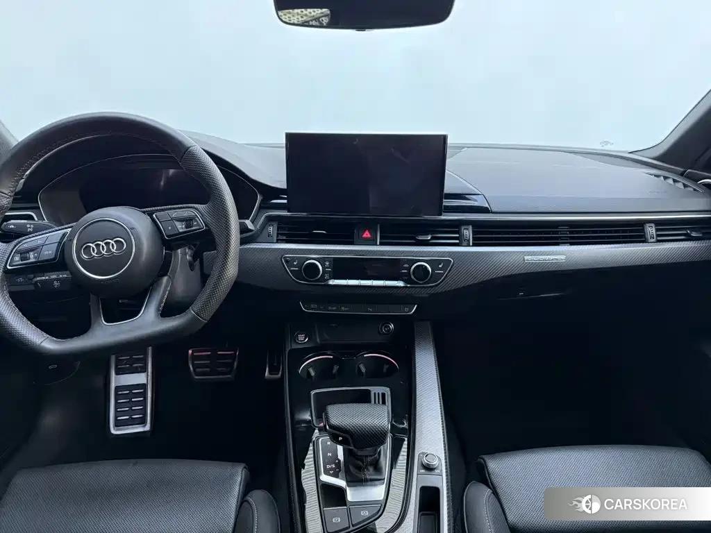 Audi A4L id 4679511 из Китая 16