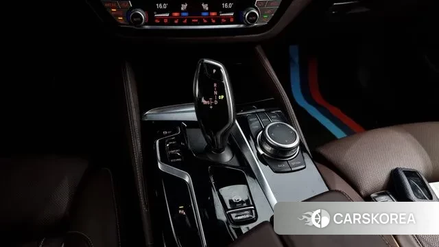 BMW 5 Series (G30) id 3032267 из Кореи 19