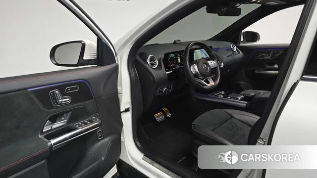 Mercedes-Benz GLA - Class H247 id 4529369 из Кореи 32