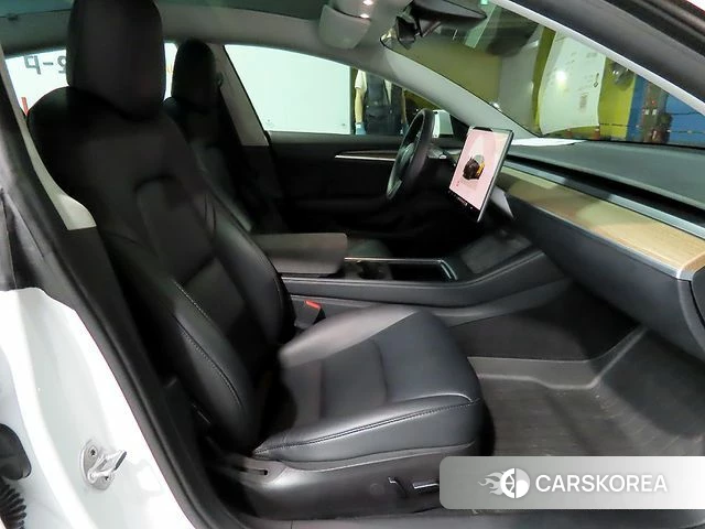 Tesla Model 3 id 4481268 из Кореи 19