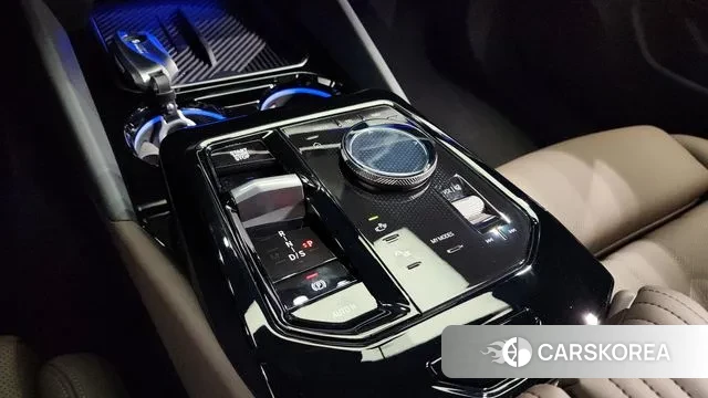 BMW 5 Series (G60) id 3087661 из Кореи 19