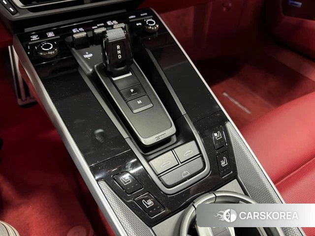 Porsche 911(992) id 4677060 из Кореи 14