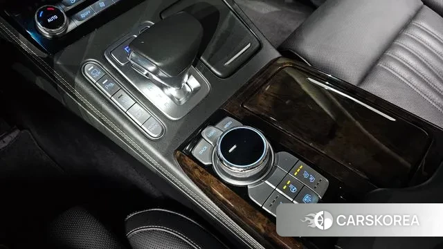 Genesis G90 id 3318410 из Кореи 19