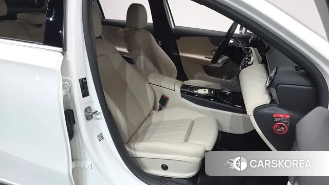 Mercedes-Benz A-Class W177 id 3528490 из Кореи 19