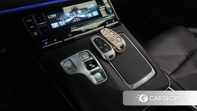 Hyundai The New Grandeur IG id 4464096 из Кореи 33
