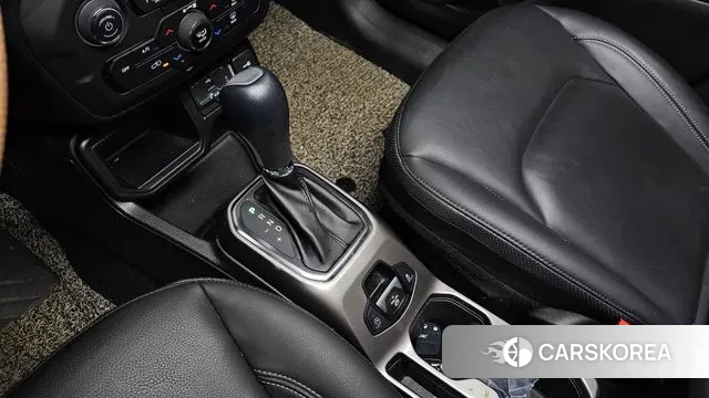 Jeep Renegade id 3534148 из Кореи 19