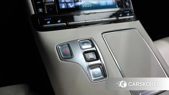 Hyundai The New Grandeur IG Hybrid id 4726314 из Кореи 33