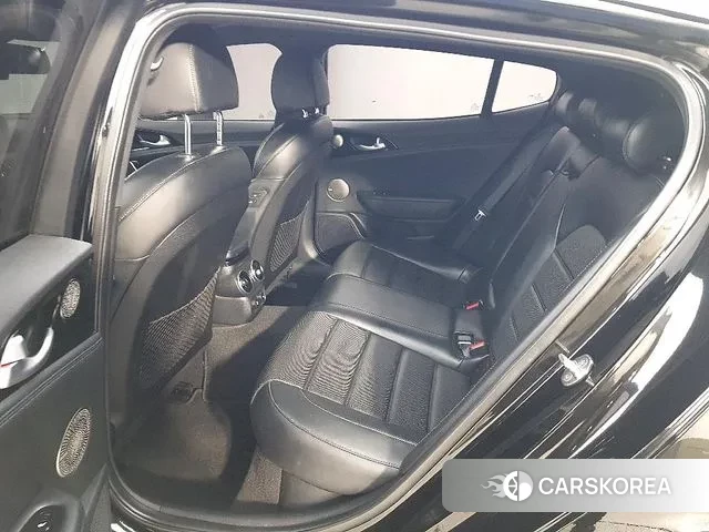 Kia Stinger id 3558121 из Кореи 19