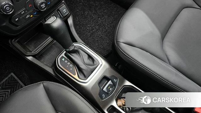 Jeep Renegade id 3955056 из Кореи 19