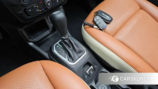 Jeep Renegade id 4523591 из Кореи 31
