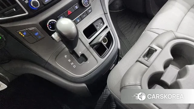 Hyundai The New Grand Starex id 2496789 из Кореи 19