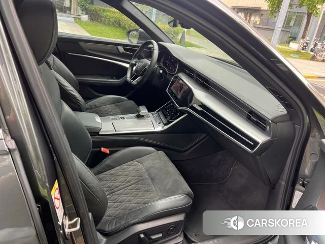 Audi A6L id 4263931 из Китая 16