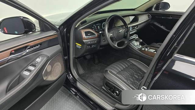 Genesis G90 id 4707707 из Кореи 30
