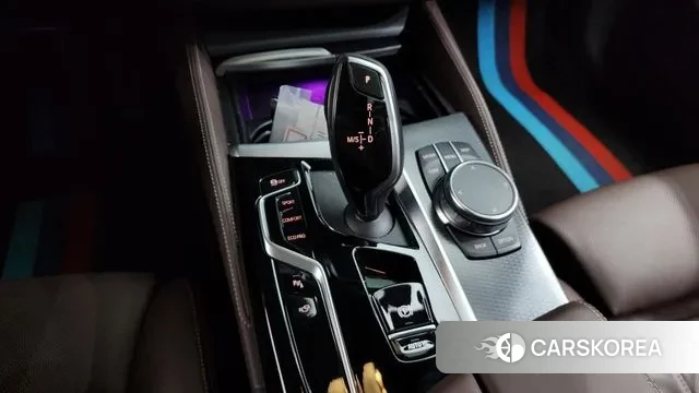 BMW 5 Series (G30) id 3745934 из Кореи 19