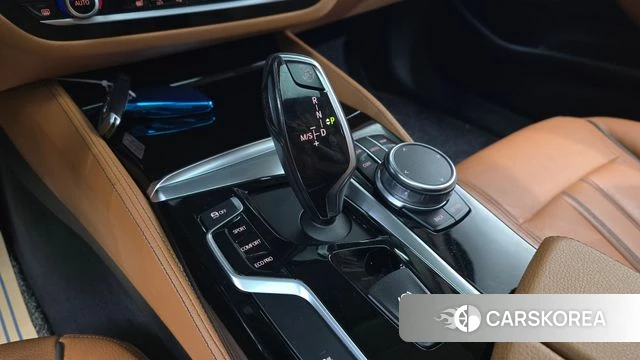 BMW 5 Series (G30) id 3861745 из Кореи 20