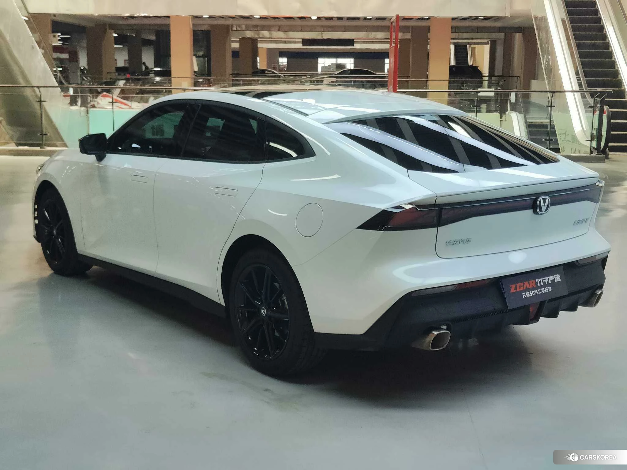Chang'an UNI-V id 4468006 из Китая 42