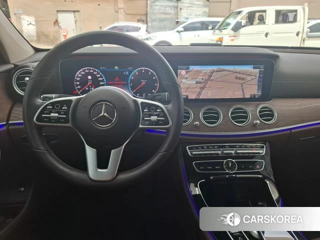 Mercedes-Benz E-Class W213 id 4610383 из Кореи 19