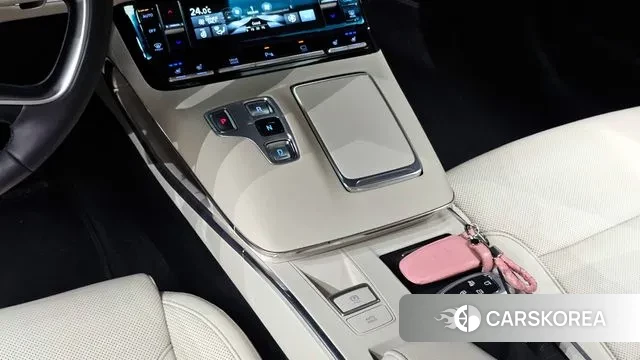 Hyundai The New Grandeur IG Hybrid id 3329330 из Кореи 19