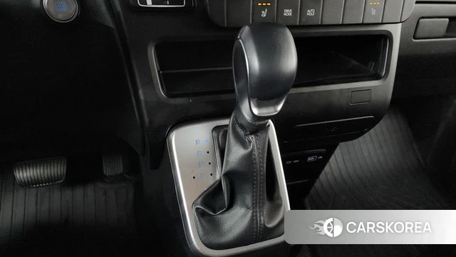 Hyundai Staria id 4395937 из Кореи 29