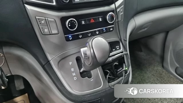 Hyundai The New Grand Starex id 4943406 из Кореи 17