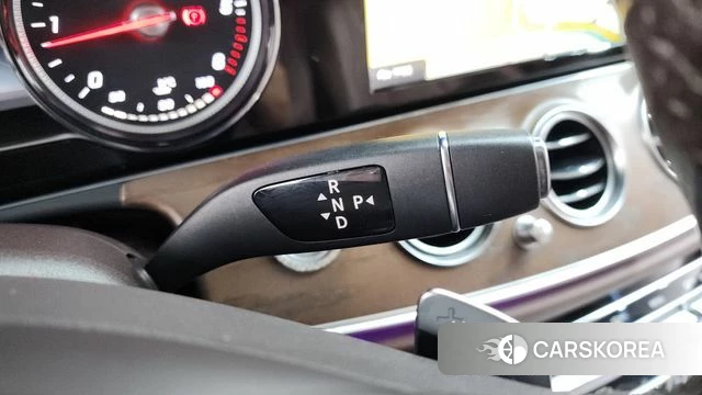 Mercedes-Benz E-Class W213 id 4448331 из Кореи 34