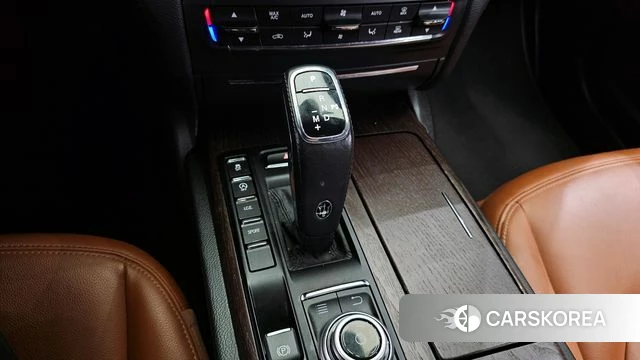 Maserati Ghibli id 3924054 из Кореи 19