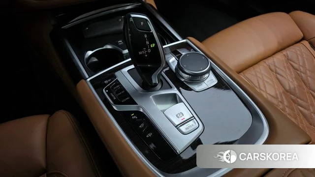 BMW 7 Series (G11) id 3910668 из Кореи 19