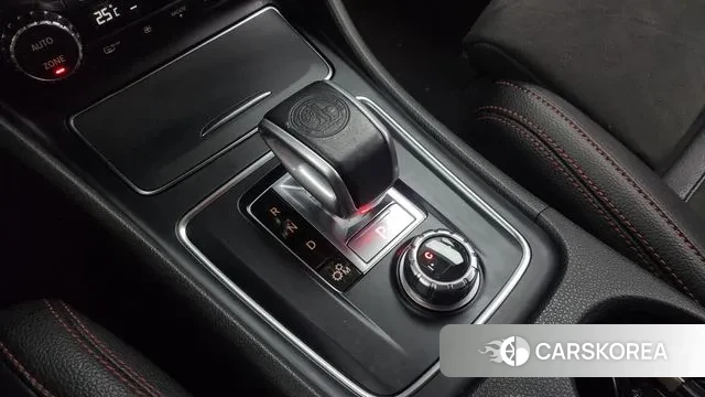 Mercedes-Benz A-Class W176 id 3449648 из Кореи 19